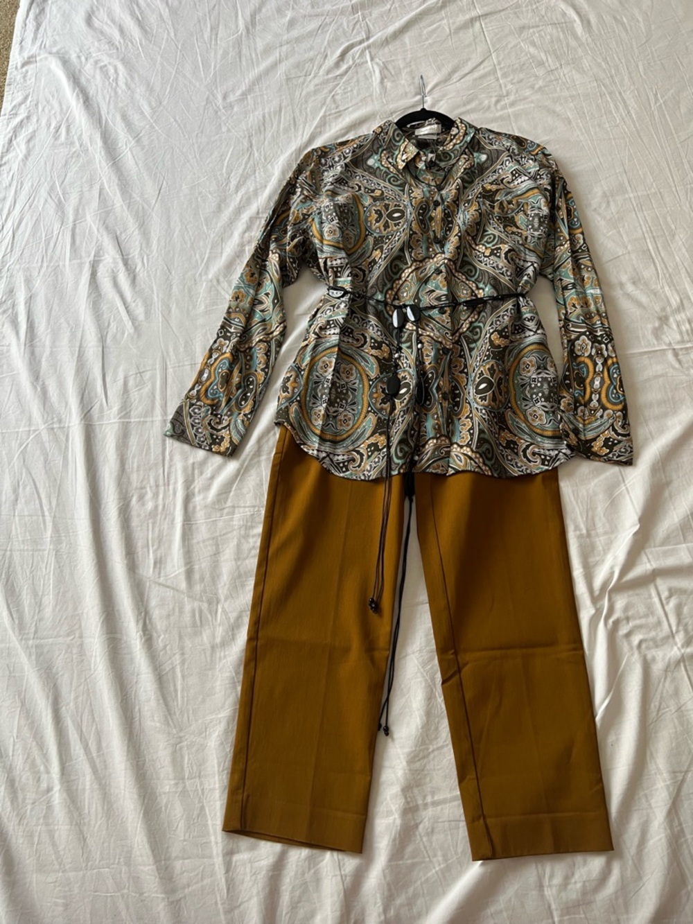 Van Heusen Paisley Print,Tie-Blouse in Teal, Mustard & gray slim pull on pants